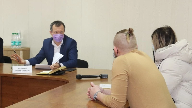 Улучшение жилищных условий – основной вопрос, который звучал в ходе прошедшего личного приема граждан мэром Дмитрием Любчиновым