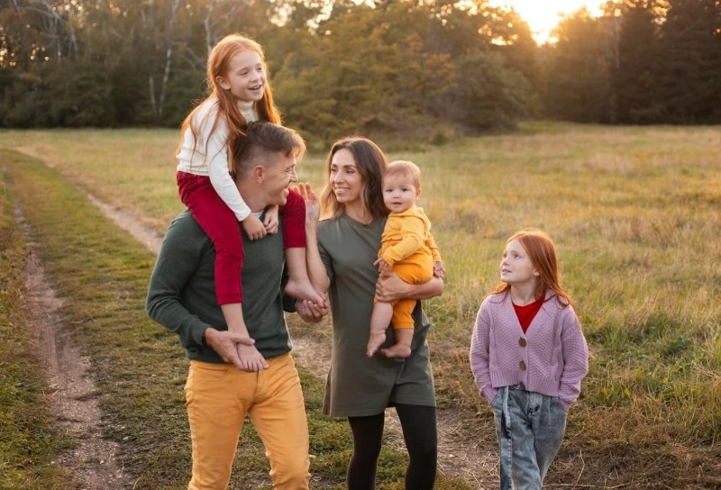 Поддержка семей с детьми