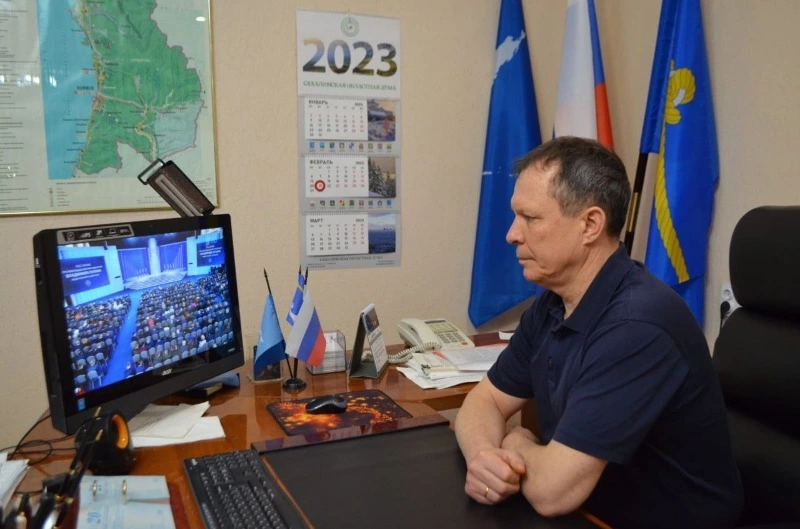 Д. Любчинов: "Президент наметил основные векторы развития страны"