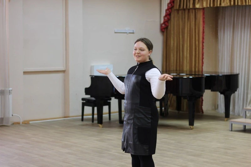 Конкурс чтецов «Красная горка» состоялся в Детской школе искусств г. Холмска