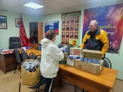 Точечная помощь от тыла к фронту: ветераны координируют сбор посылок для бойцов СВО