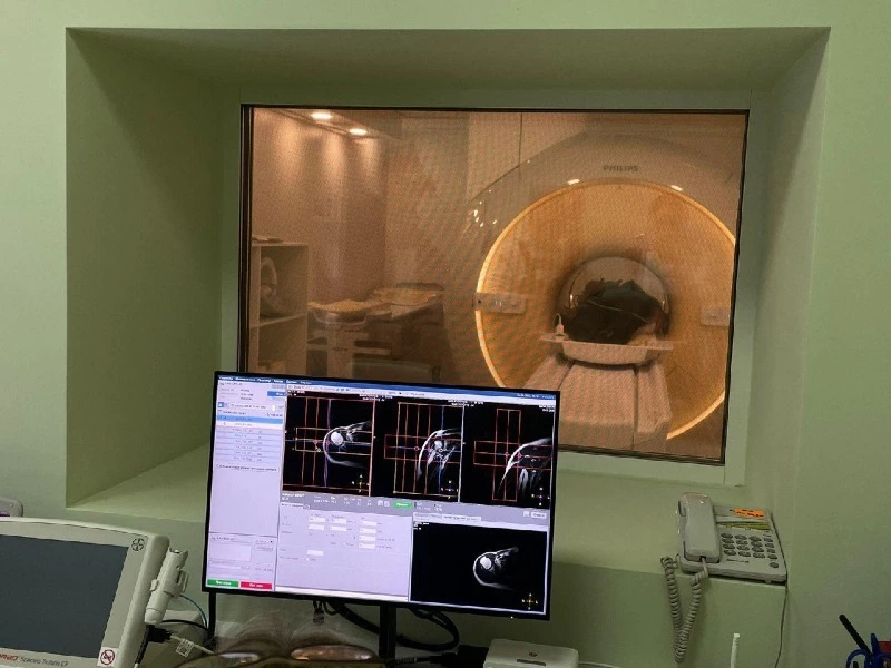 В консультативно-диагностическом центре Южно-Сахалинска запустили новый аппарат МРТ