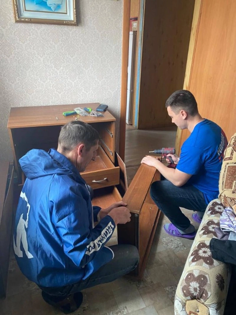 Продолжают оказывать помощь