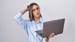 Если решите этот кроссворд целиком — вы настоящий полиглот знаний!