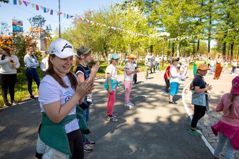 Сахалинцы и курильчане впервые могут получить авансом деньги на оплату детского отдыха