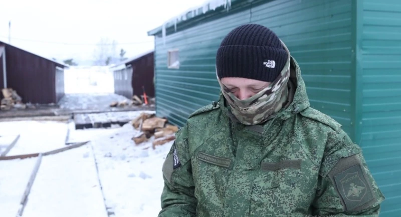 Боец с позывным «Сухой» поблагодарил районную администрацию за посылку