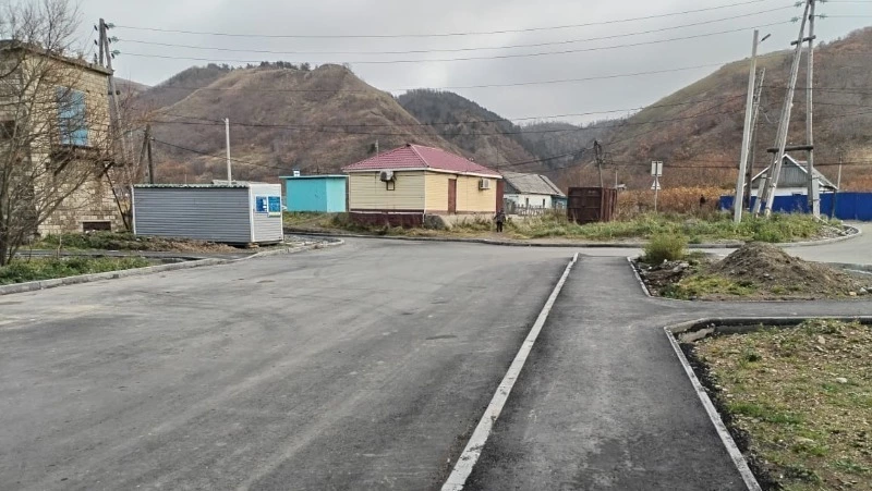 Более 600 дворов на Сахалине и Курилах приведут в порядок в рамках текущего ремонта