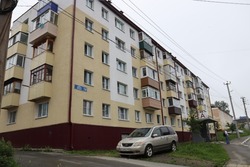 В Холмском округе активно идет капитальный ремонт многоквартирных домов